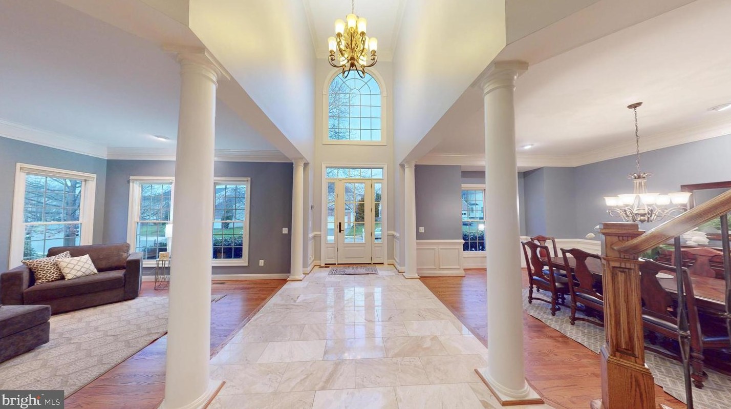 47305 Middle Bluff Pl, Dulles VA  20165-3131 exterior