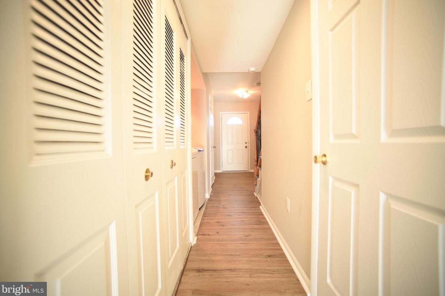7 Carolina Ct, Dulles VA  20164-1729 exterior