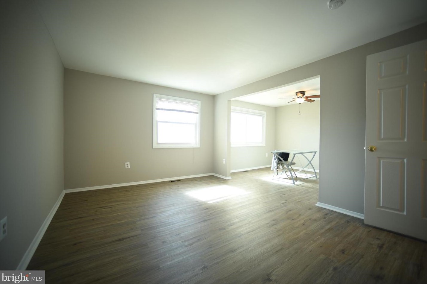 7 Carolina Ct, Dulles VA  20164-1729 exterior