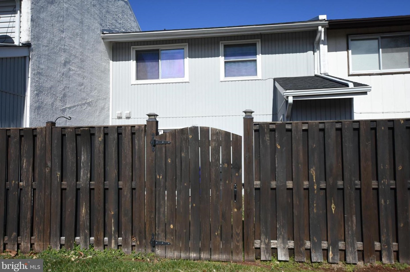 7 Carolina Ct, Dulles VA  20164-1729 exterior