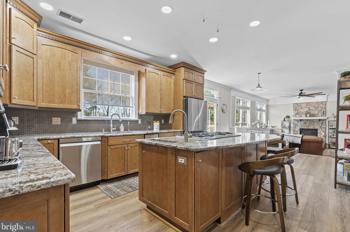 20543 Chapin Ct, Dulles VA  20165-3536 exterior