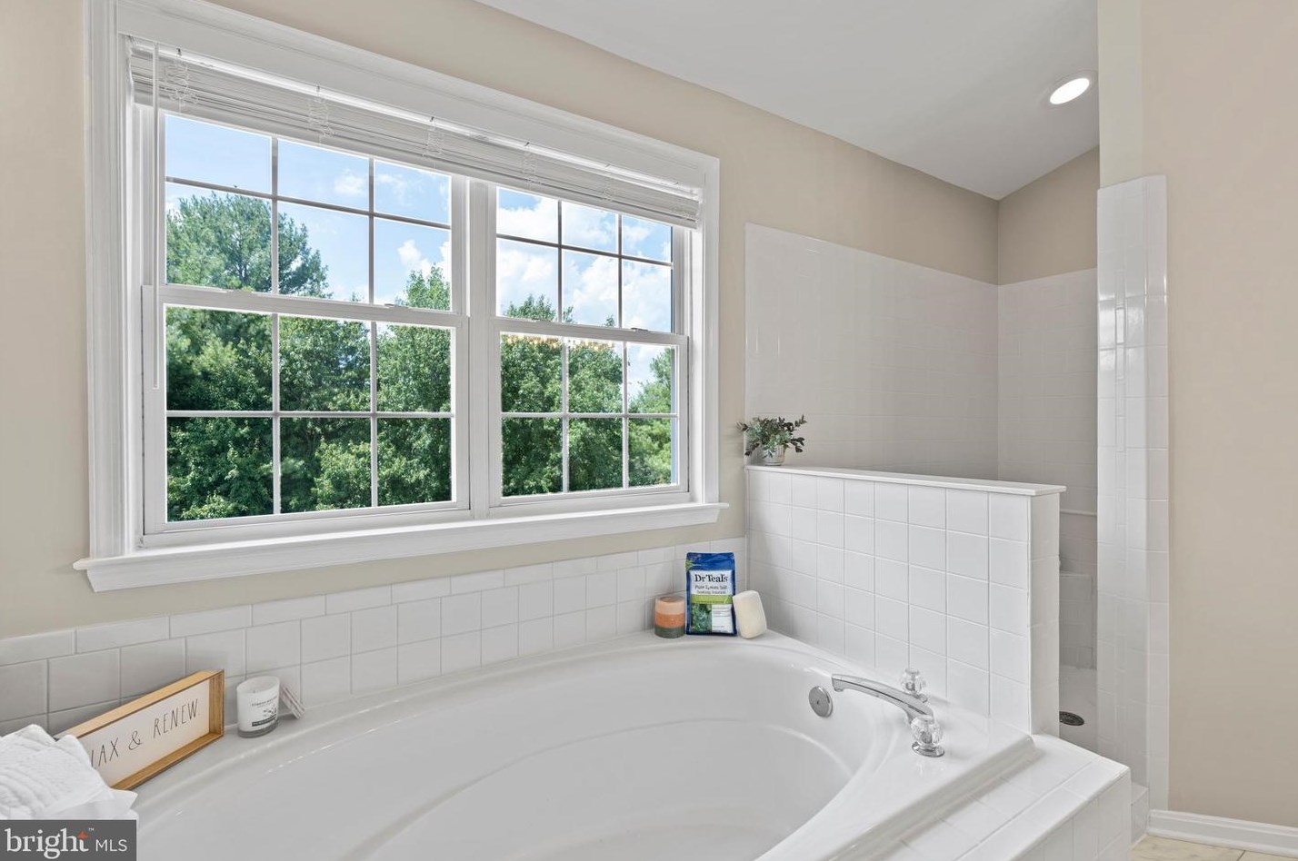 20543 Chapin Ct, Dulles VA  20165-3536 exterior