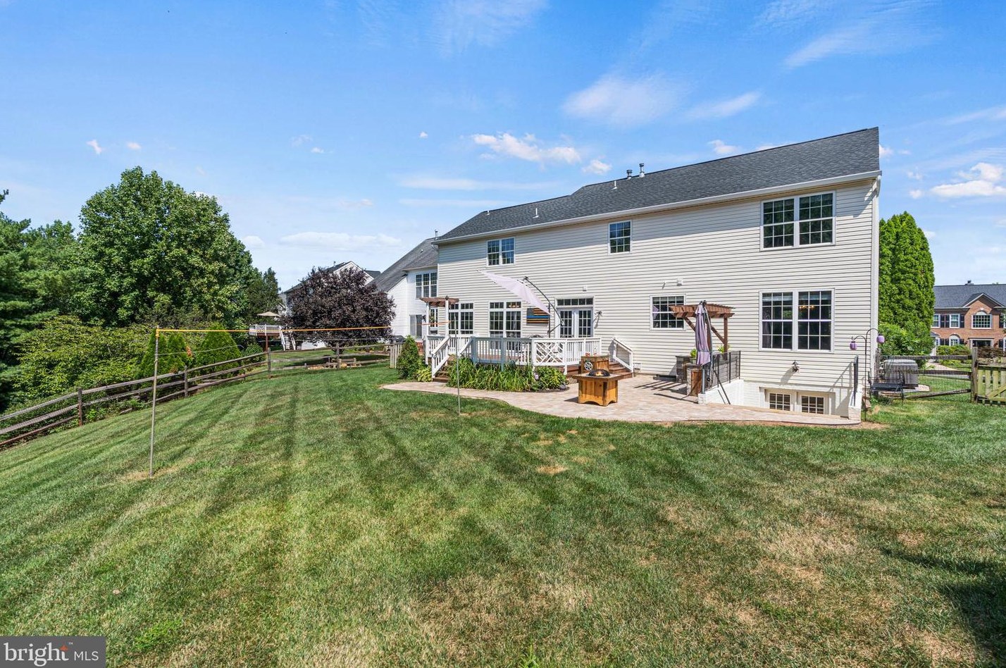 20543 Chapin Ct, Dulles VA  20165-3536 exterior