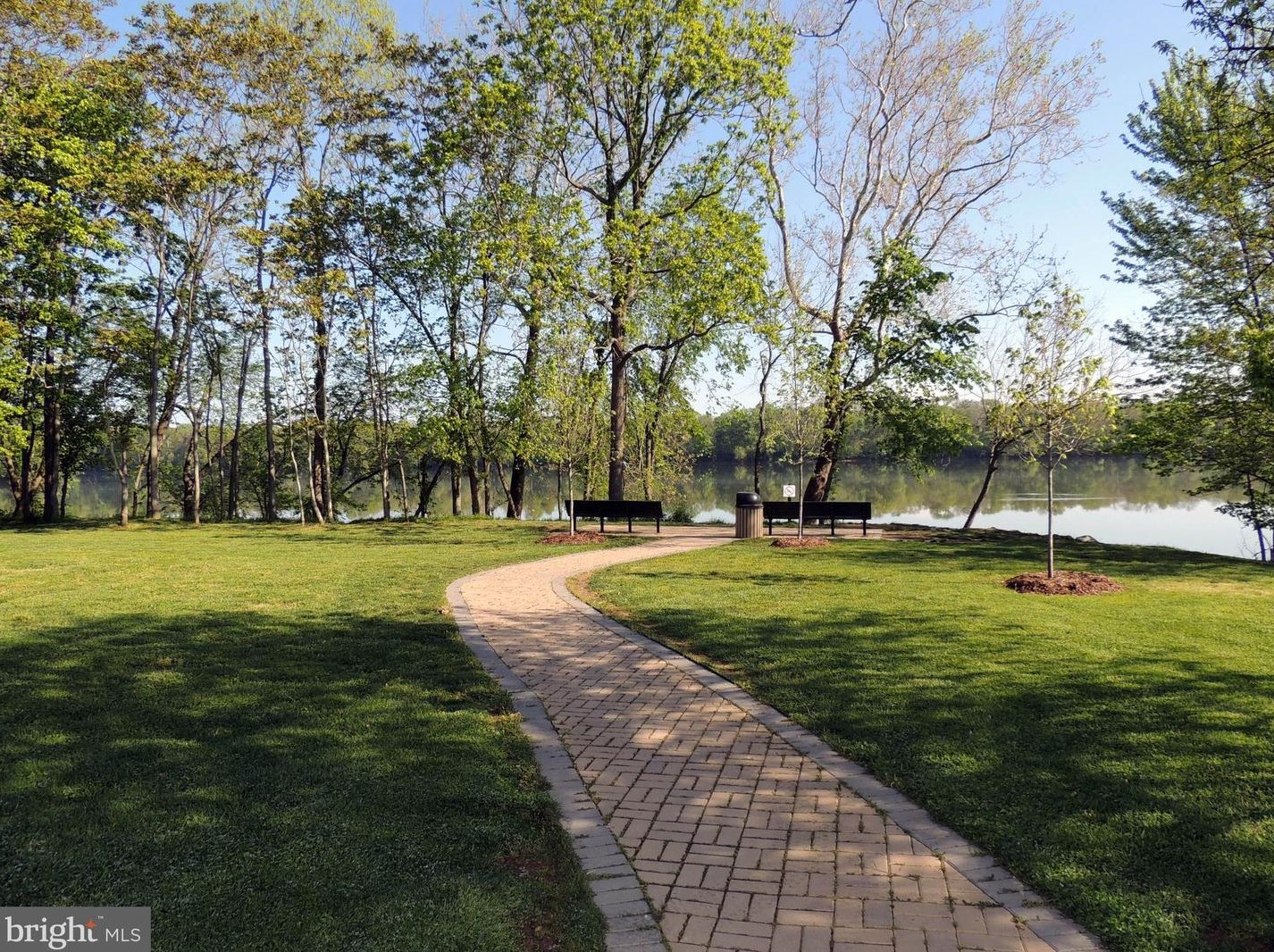 20543 Chapin Ct, Dulles VA  20165-3536 exterior