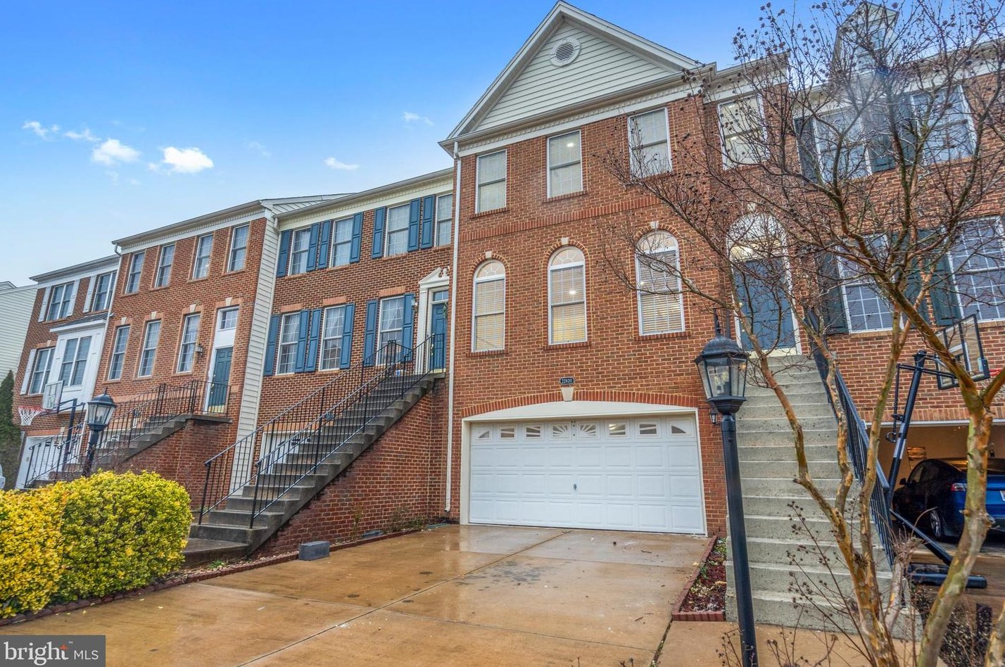22620 Scattersville Gap Ter, Ashburn VA  20148-3177 exterior