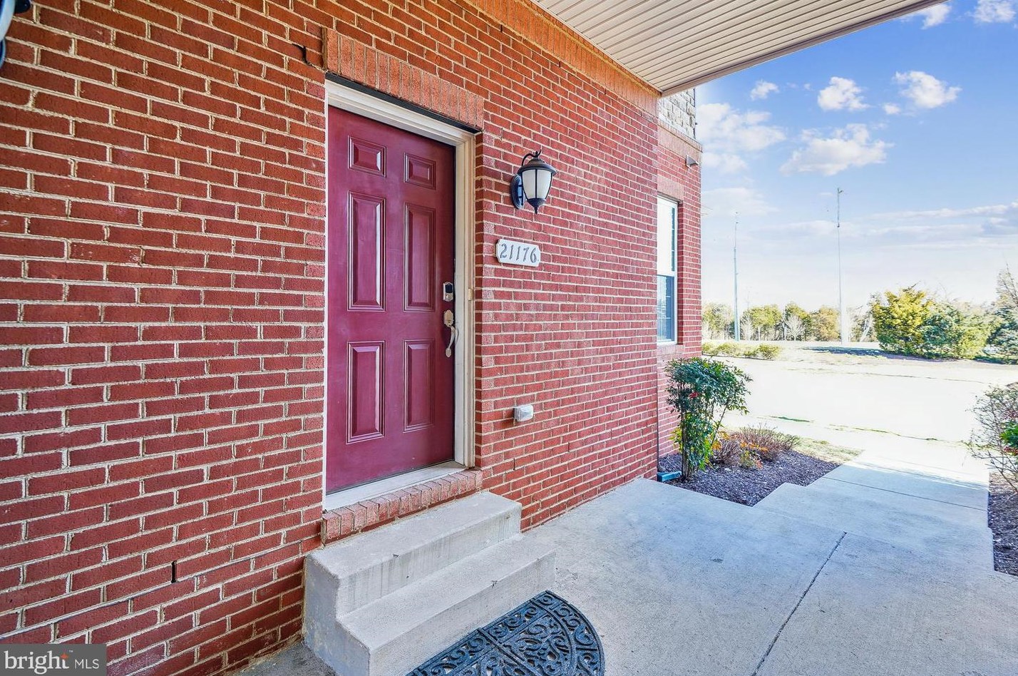 21176 Belmont View Ter, Ashburn VA  20148-4470 exterior