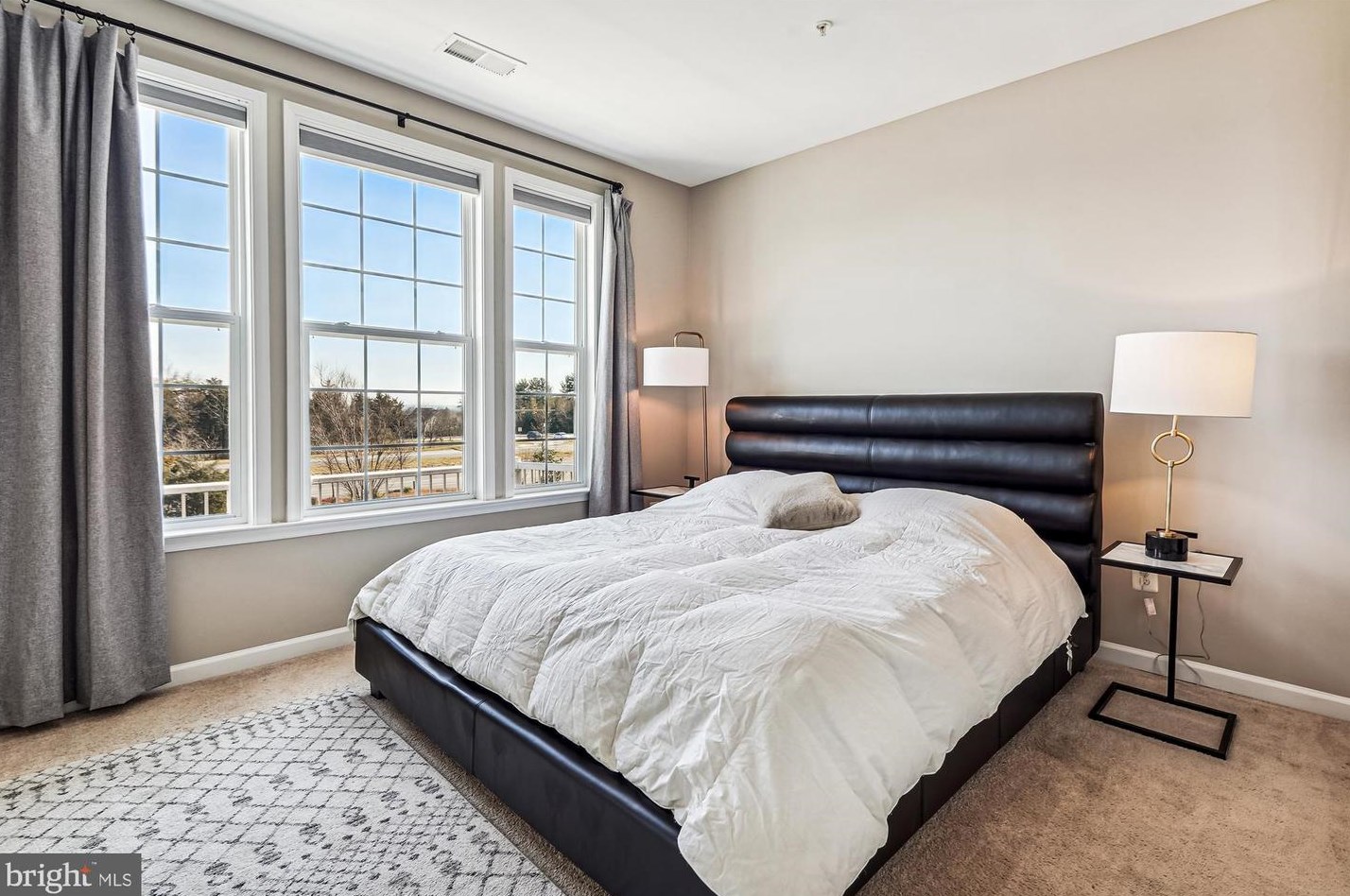 21176 Belmont View Ter, Ashburn VA  20148-4470 exterior