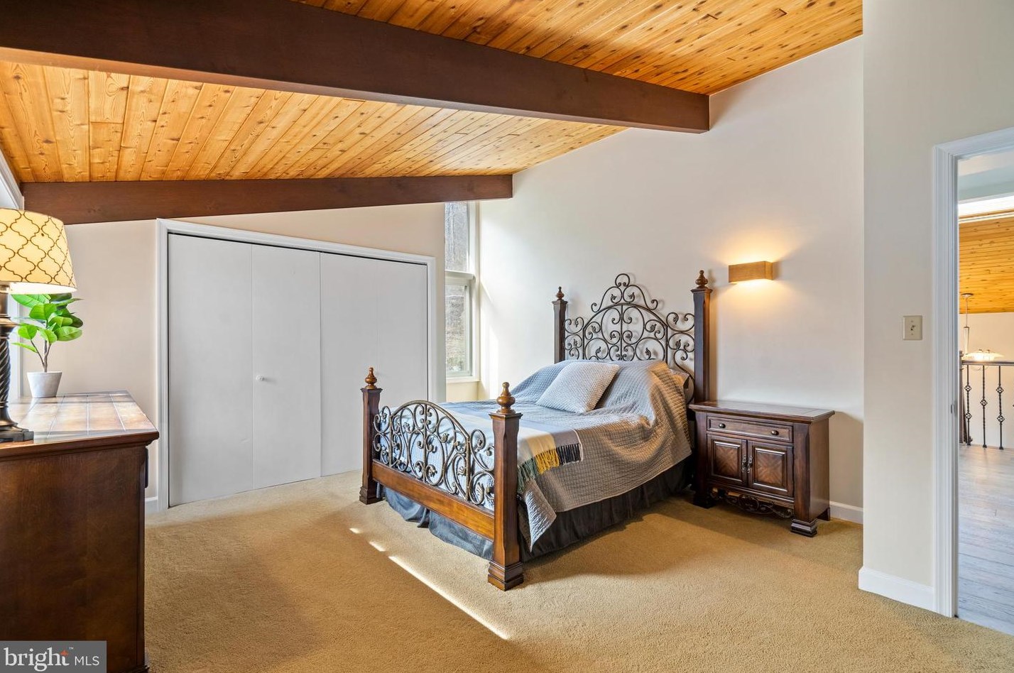 19690 Frst Hl Ln, Mount Weather VA  20135-2039 exterior