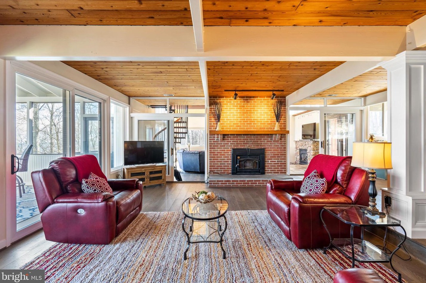 19690 Forest Hill Ln, Mount Weather VA  20135-2035 exterior