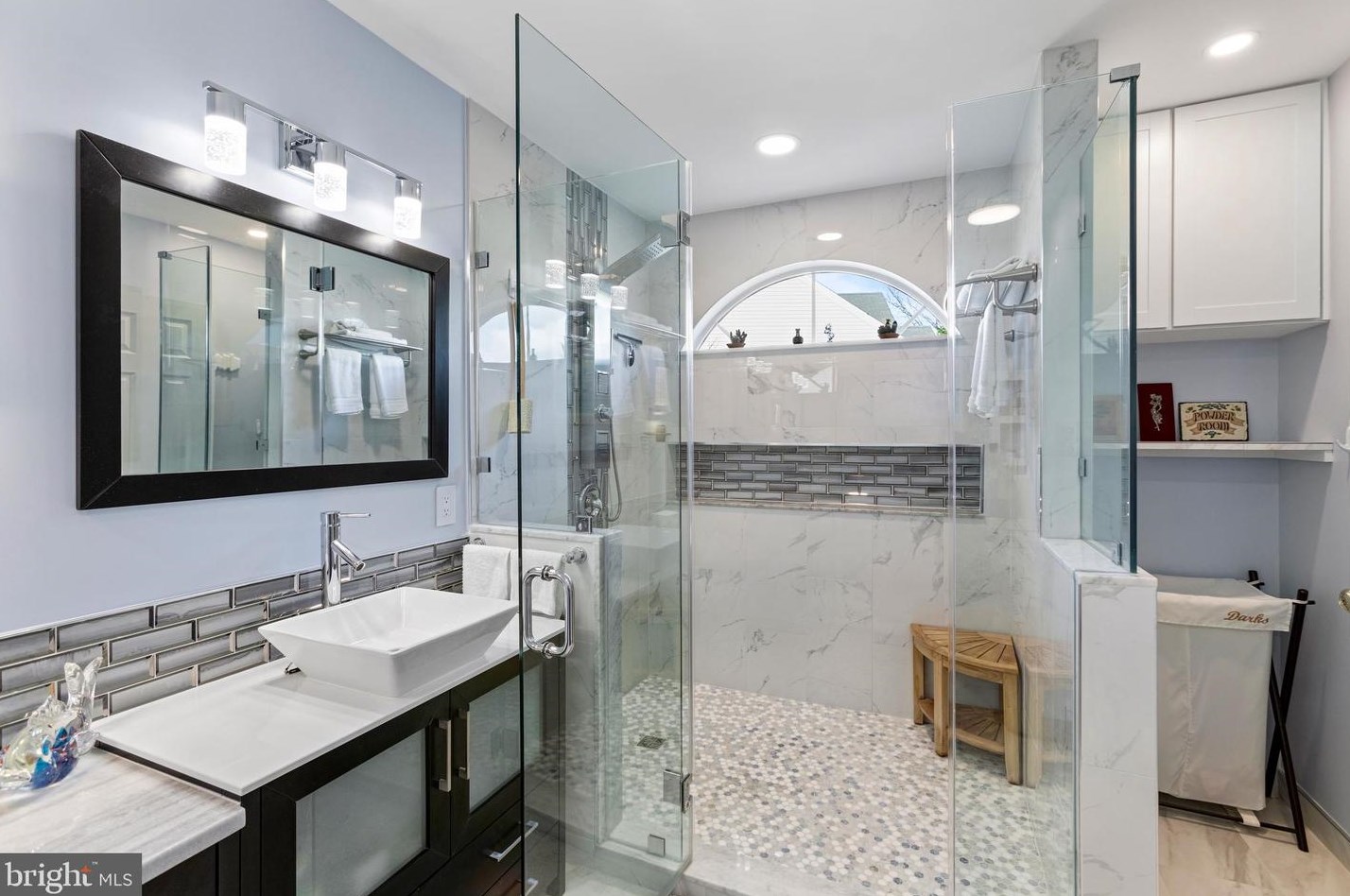 46554 Cedarhurst Dr, Dulles VA  20165-6484 exterior