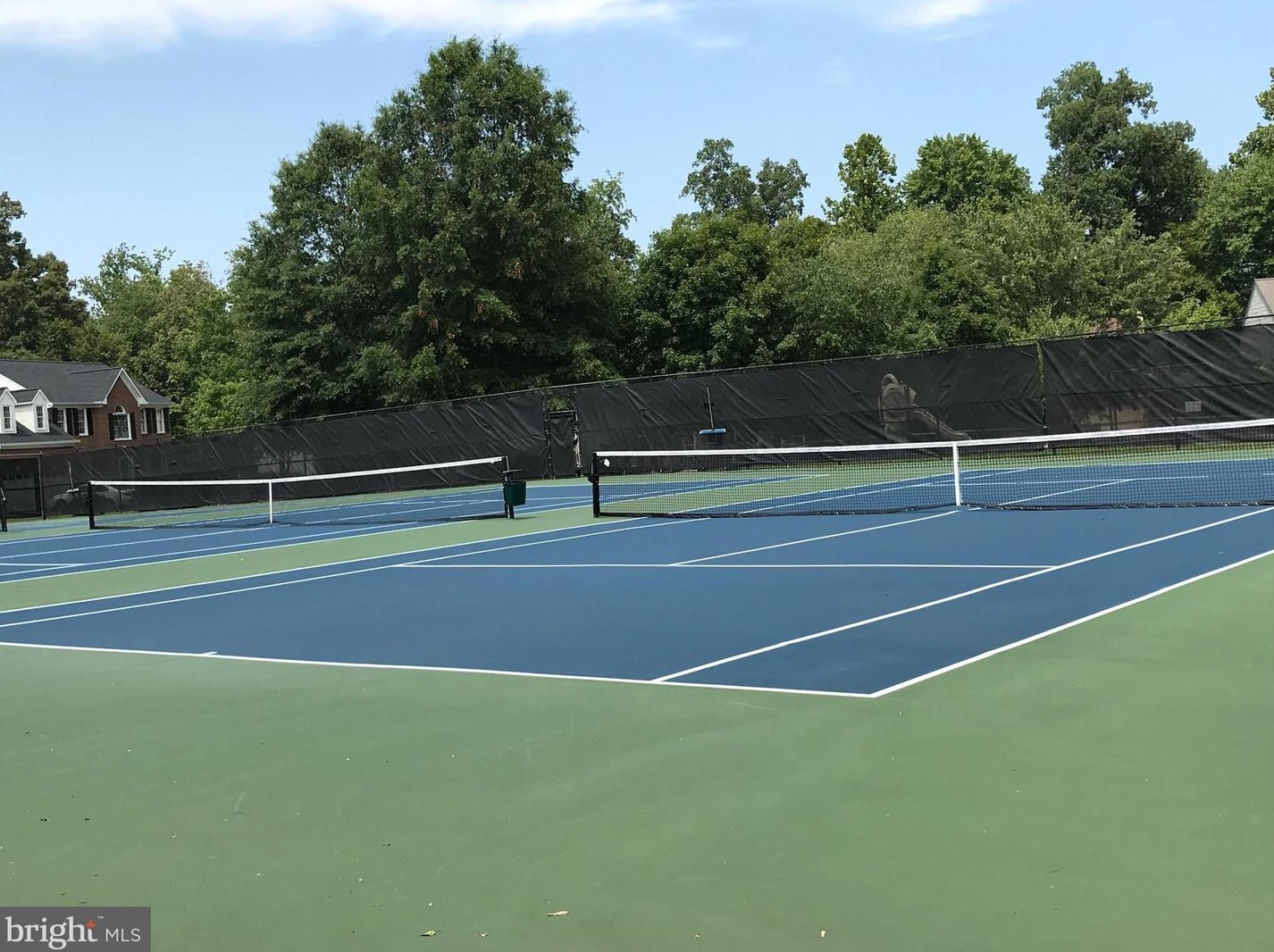 46494 Cedarhurst Dr, Sterling VA  20165-6485 exterior