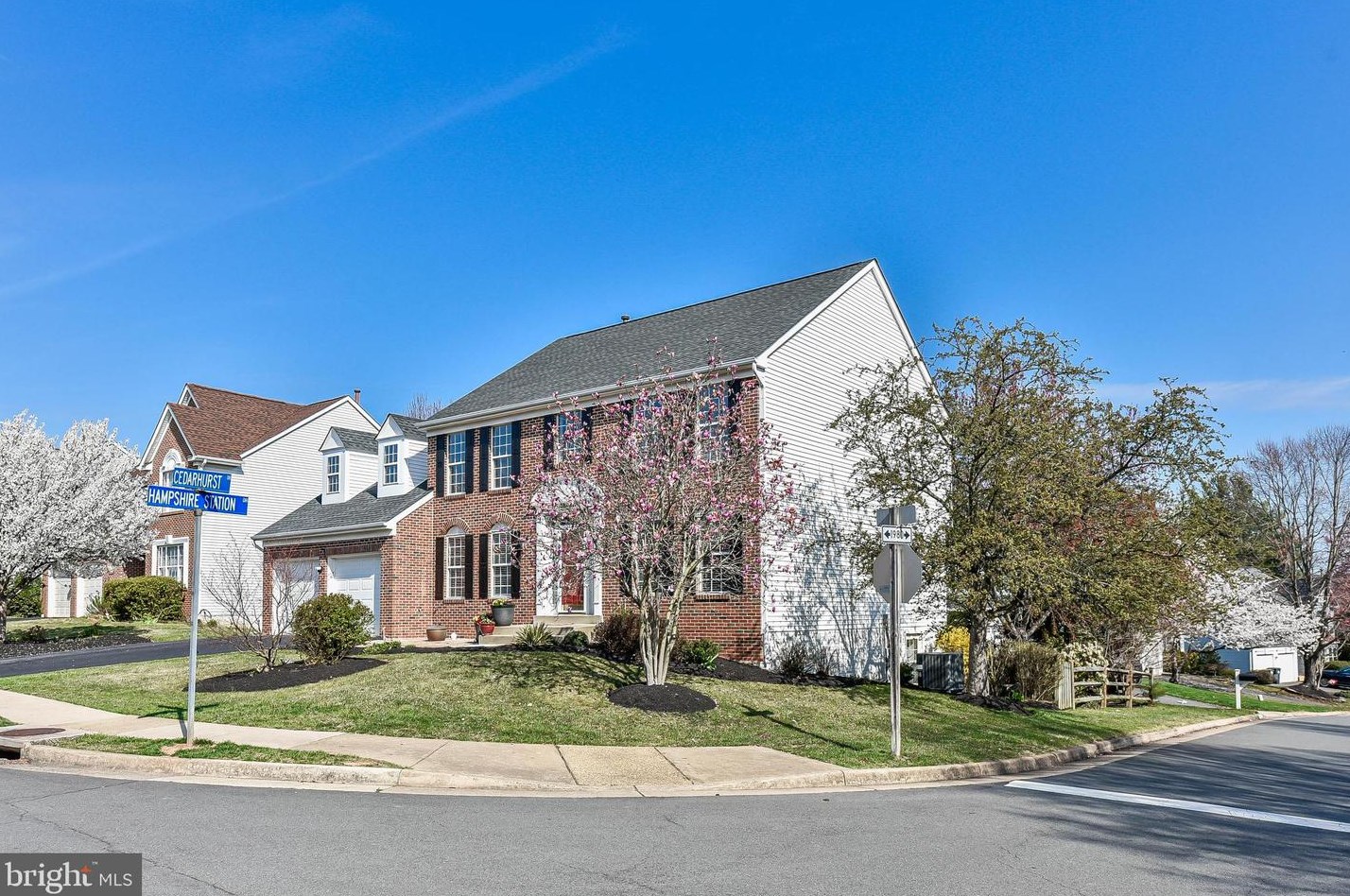 46494 Cedarhurst Dr, Sterling VA  20165-6485 exterior