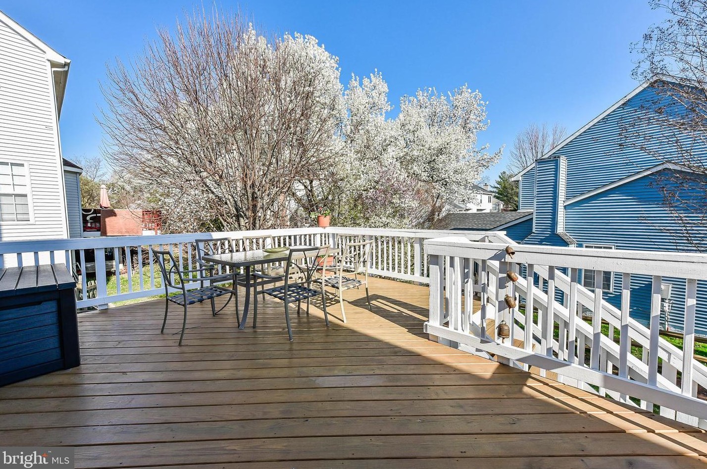 46494 Cedarhurst Dr, Sterling VA  20165-6485 exterior