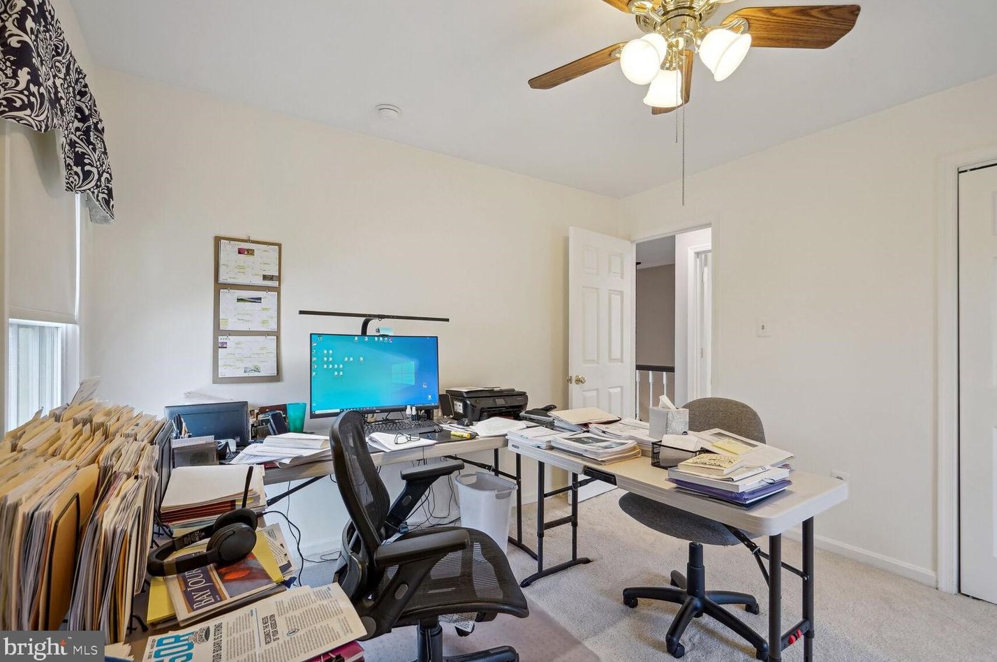 12 Lowery Ct, Dulles VA  20165-6204 exterior