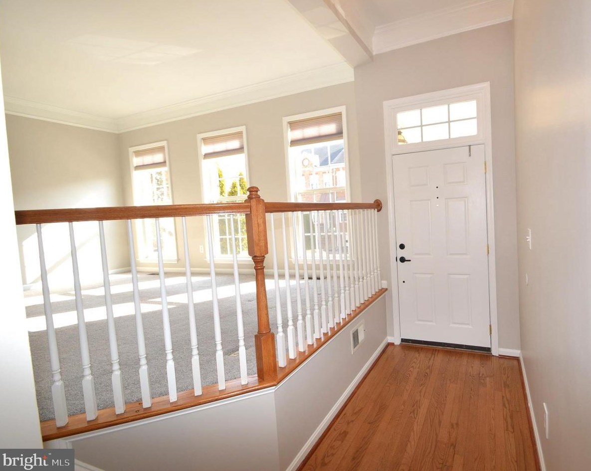43148 Crosswind Ter, Ashburn VA  20148-5318 exterior