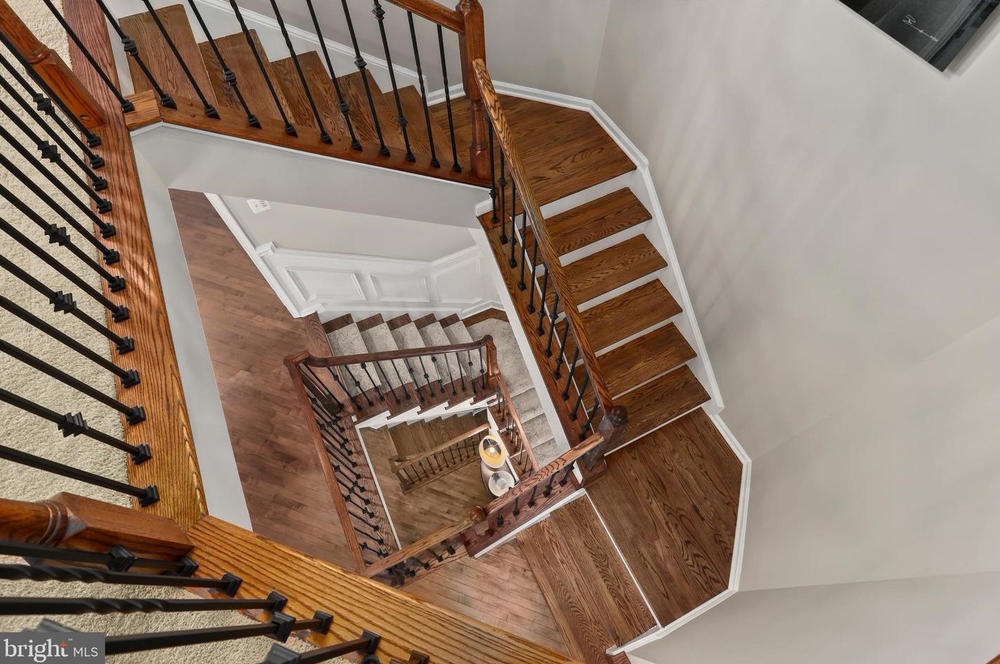 42669 Legacy Park Dr, Ashburn VA  20148-6959 exterior