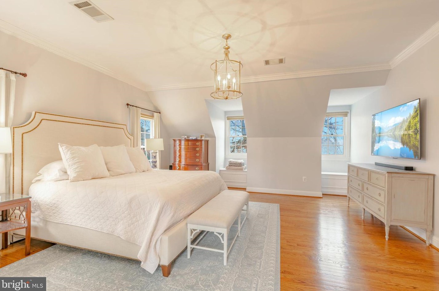 1401 Harle Pl, Leesburg VA  20175-5801 exterior