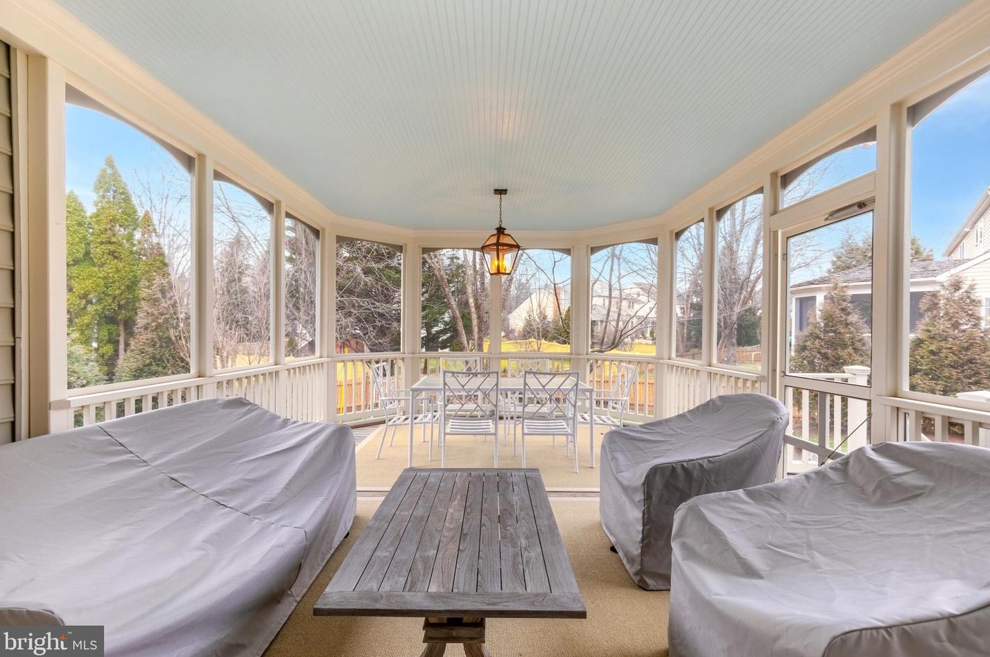 1401 Harle Pl, Leesburg VA  20175-5801 exterior