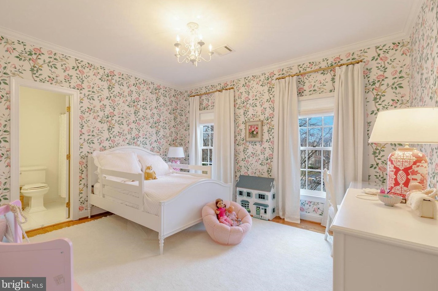 1401 Harle Pl, Leesburg VA  20175-5801 exterior