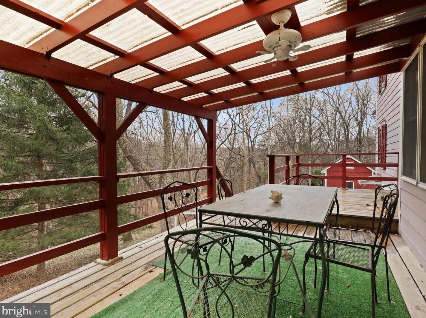 13188 Loyalty Rd, Leesburg VA  20176-6112 exterior