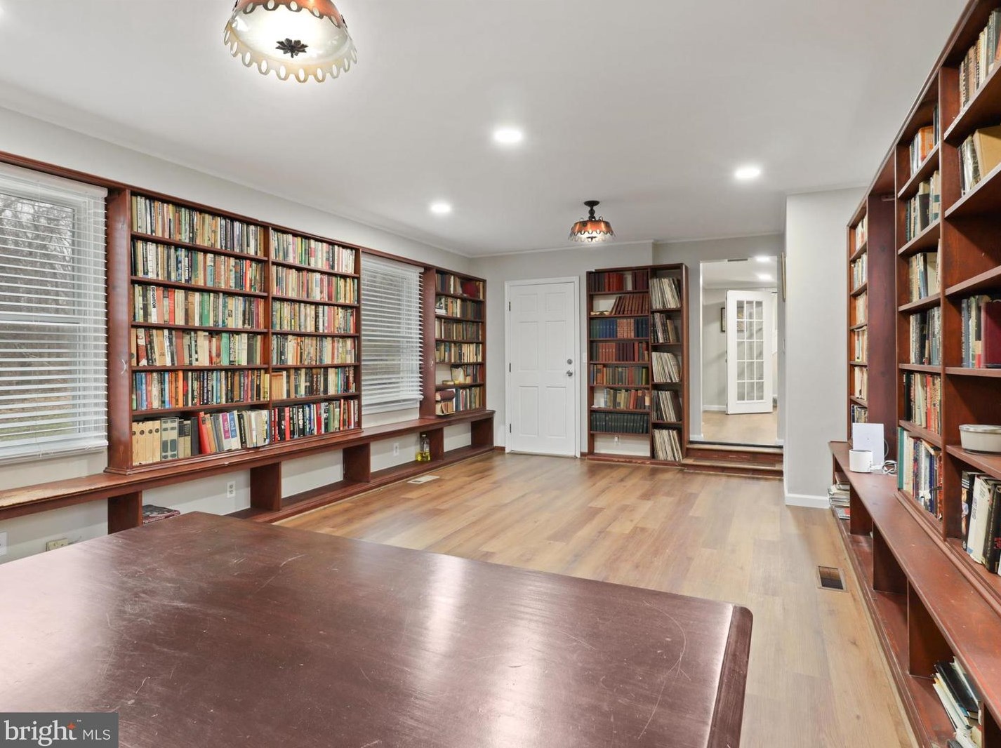 13188 Loyalty Rd, Leesburg VA  20176-6112 exterior