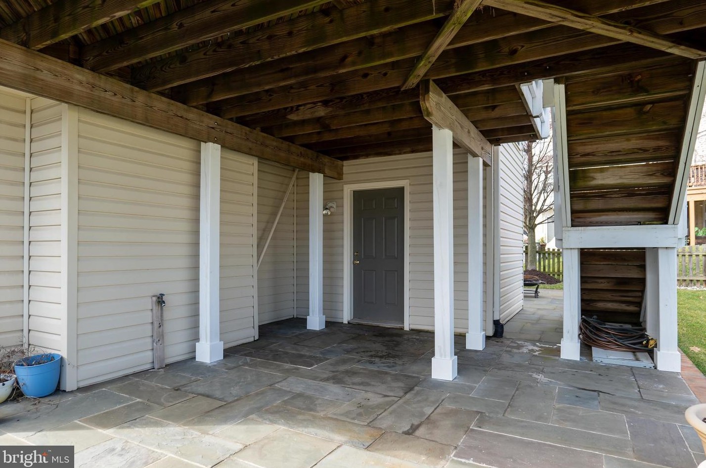 43832 Robindale Ct, Ashburn VA  20147-2379 exterior