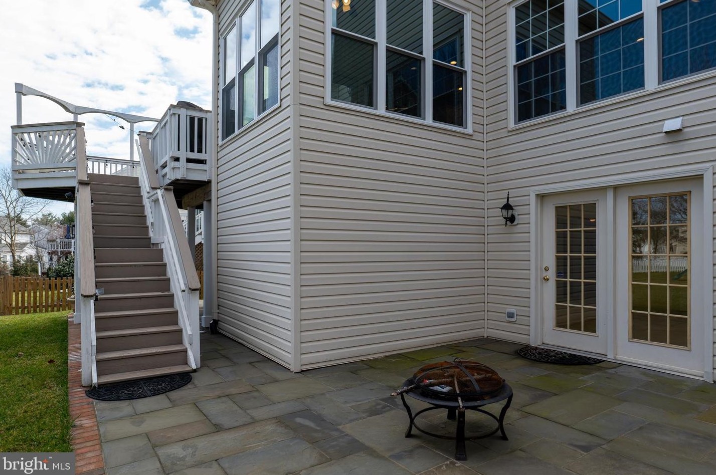 43832 Robindale Ct, Ashburn VA  20147-2379 exterior