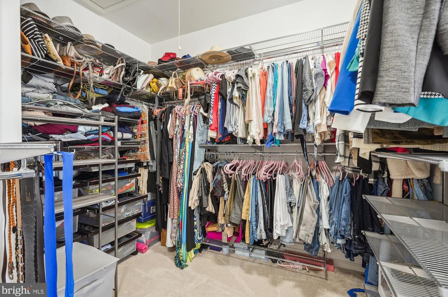 25073 Gazelle Ct, Fairfax VA  20152-5905 exterior