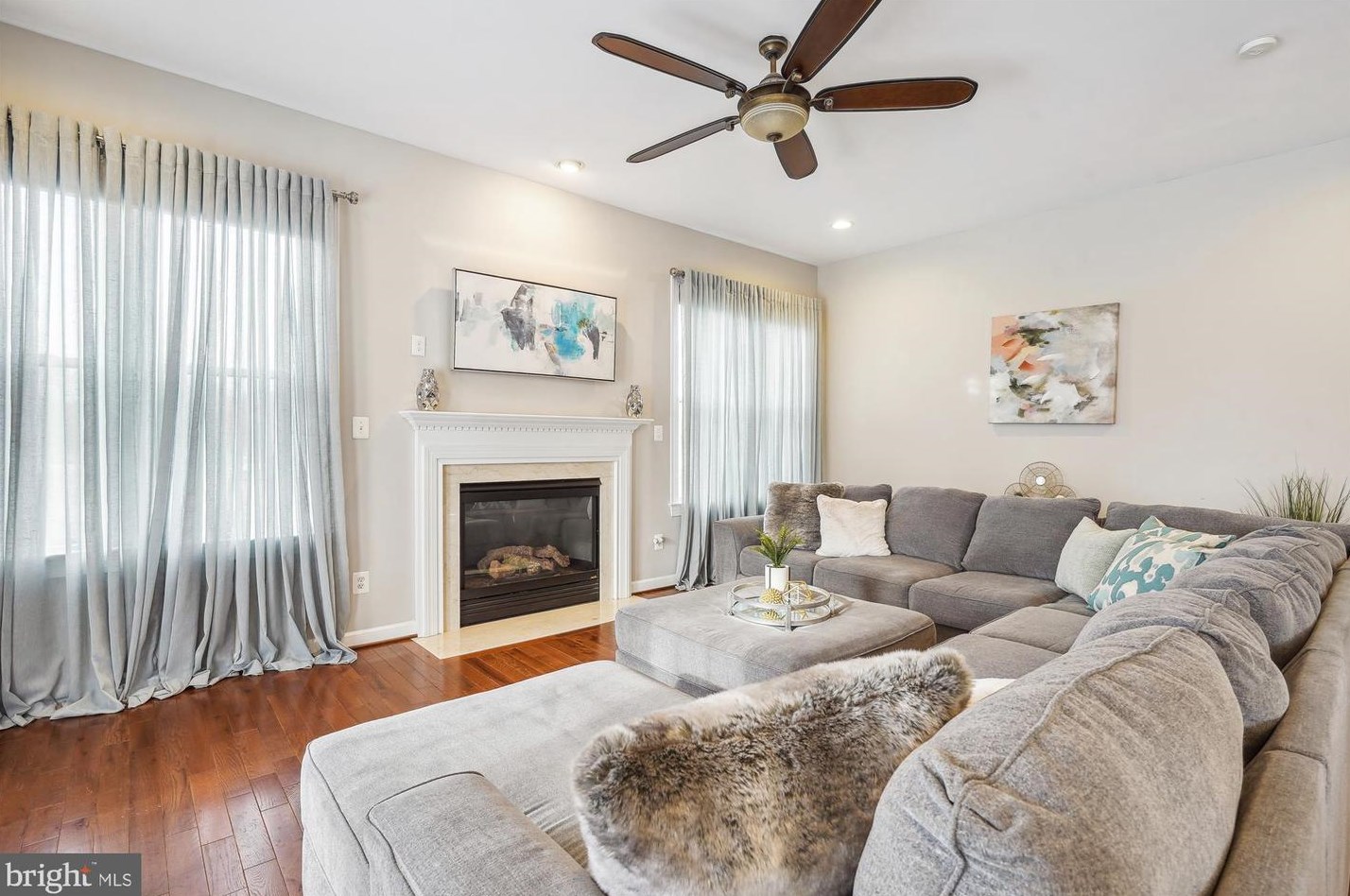 25073 Gazelle Ct, Fairfax VA  20152-5905 exterior