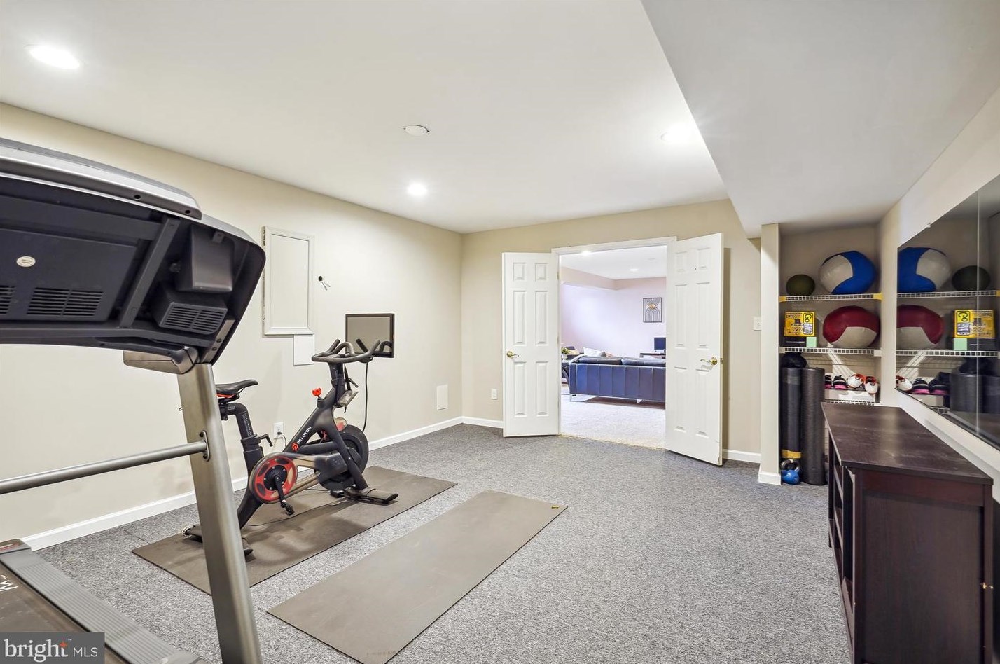 25073 Gazelle Ct, Fairfax VA  20152-5905 exterior