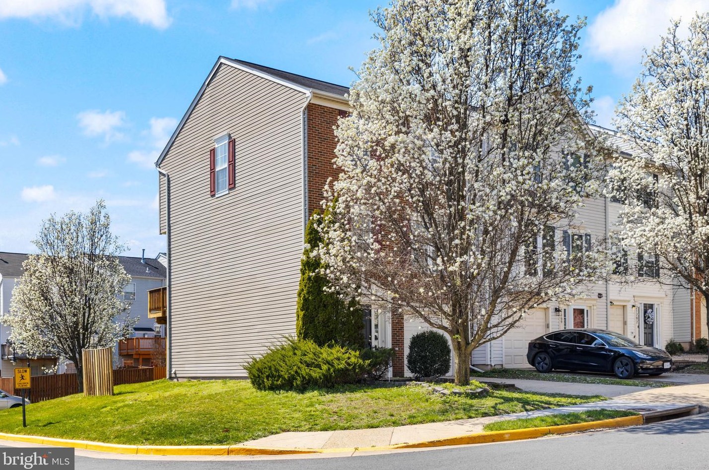 21801 Willesden Junction Ter, Dulles VA  20166-9274 exterior