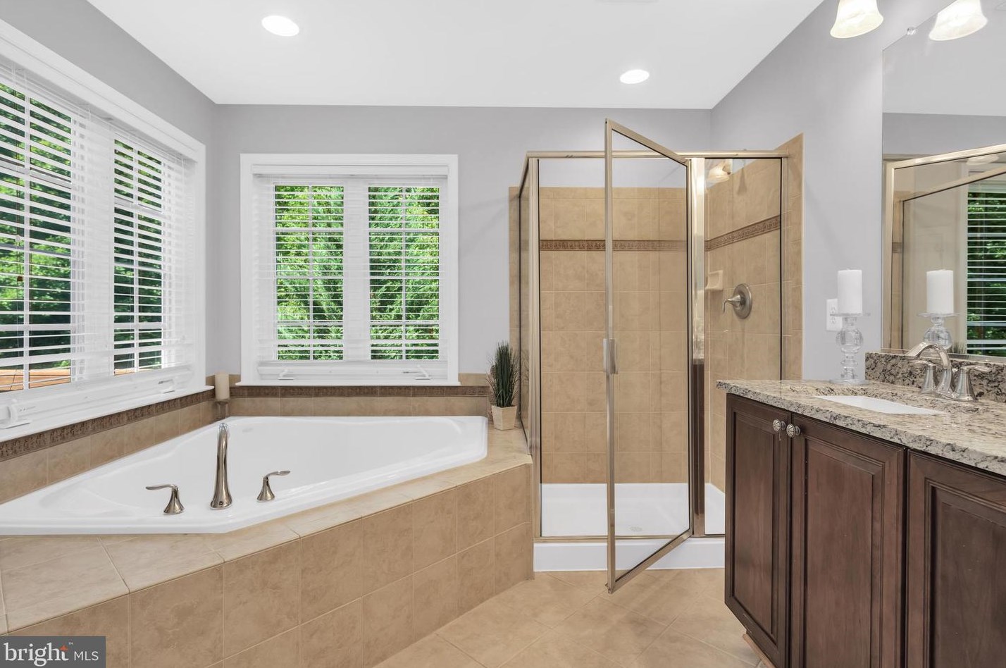 20366 Center Brook Sq, Dulles VA  20165-5183 exterior