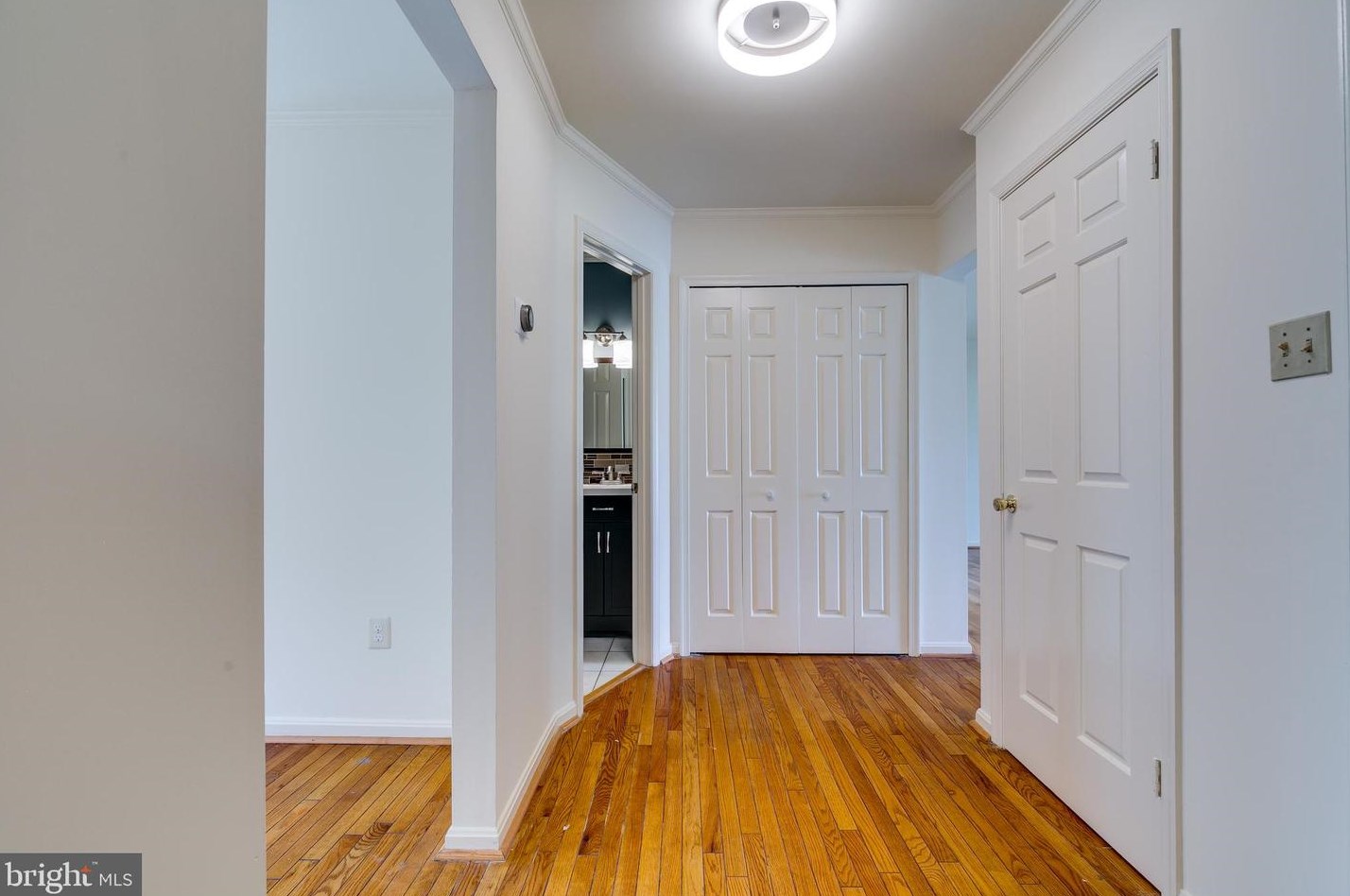 21066 Hawthorne Ct, Dulles VA  20164-2431 exterior