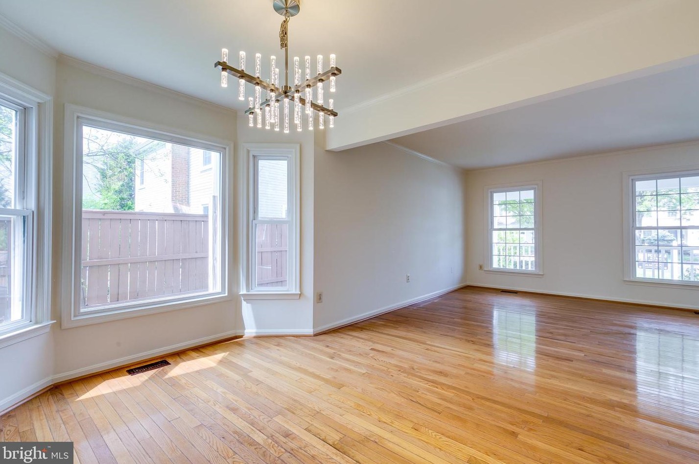 21066 Hawthorne Ct, Dulles VA  20164-2431 exterior