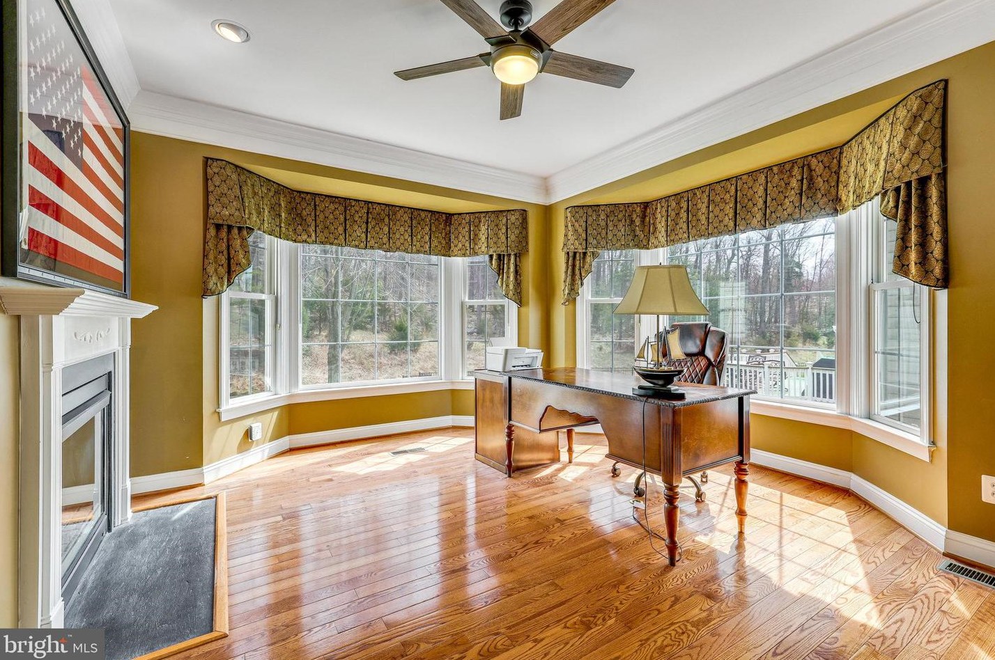 19060 Kipheart Dr, Leesburg VA  20176-8416 exterior