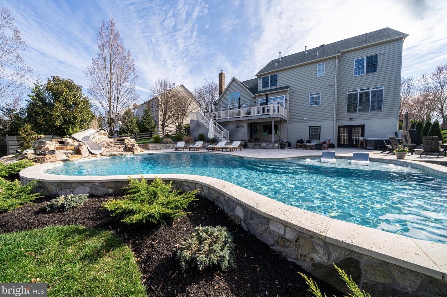 24156 Spring Meadow Cir, Stone Ridge VA  20105-3476 exterior