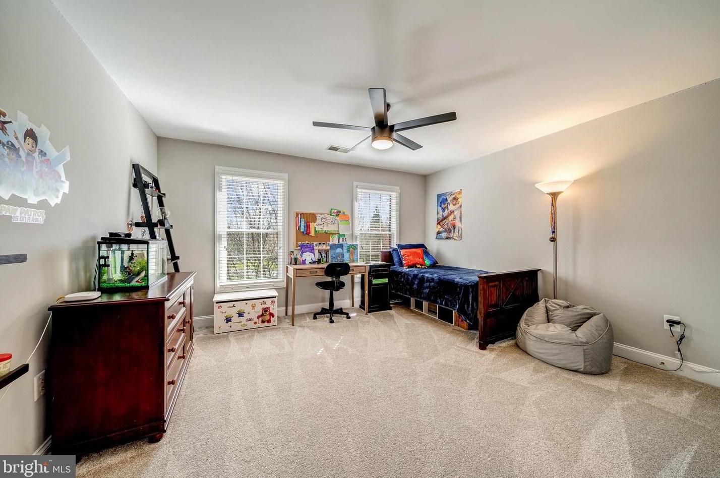 24156 Spring Meadow Cir, Stone Ridge VA  20105-3476 exterior