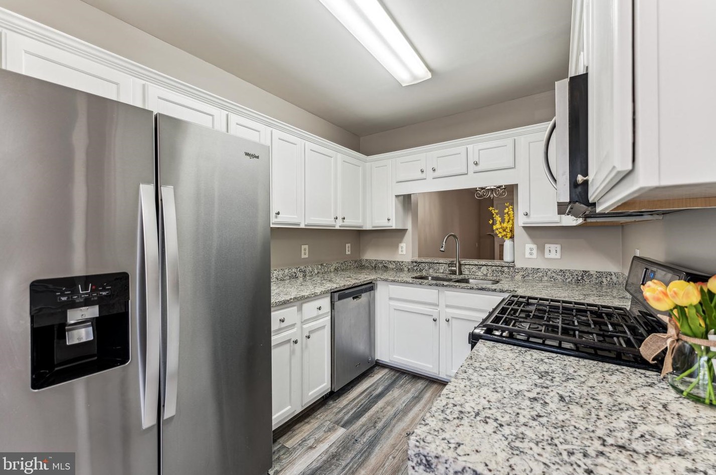 45484 Whistling Ter, Dulles VA  20166-6825 exterior