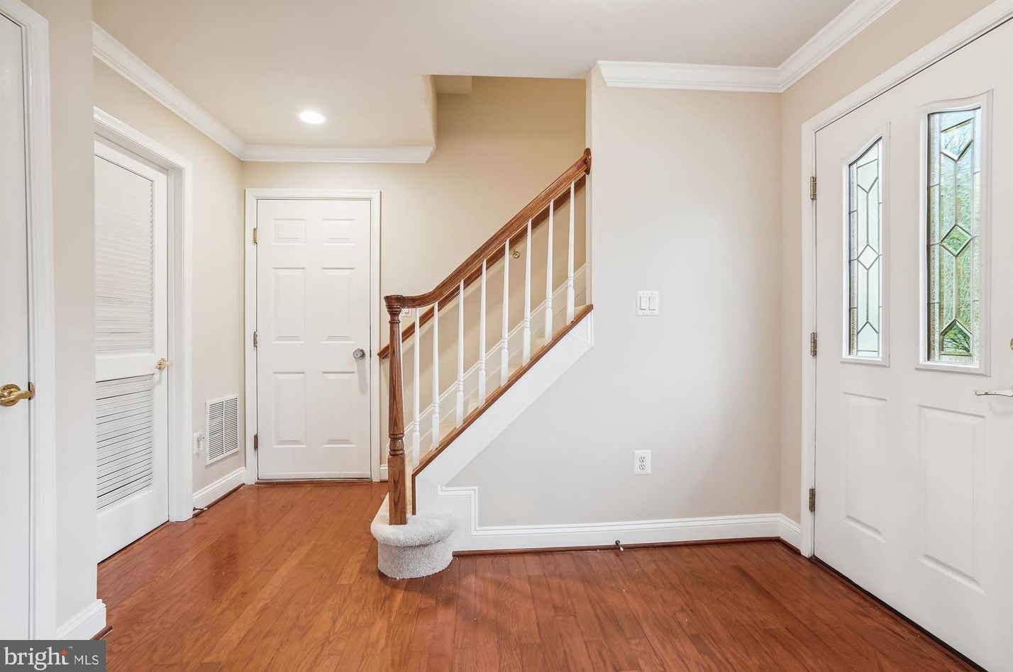 20361 Center Brook Sq, Dulles VA  20165-5183 exterior