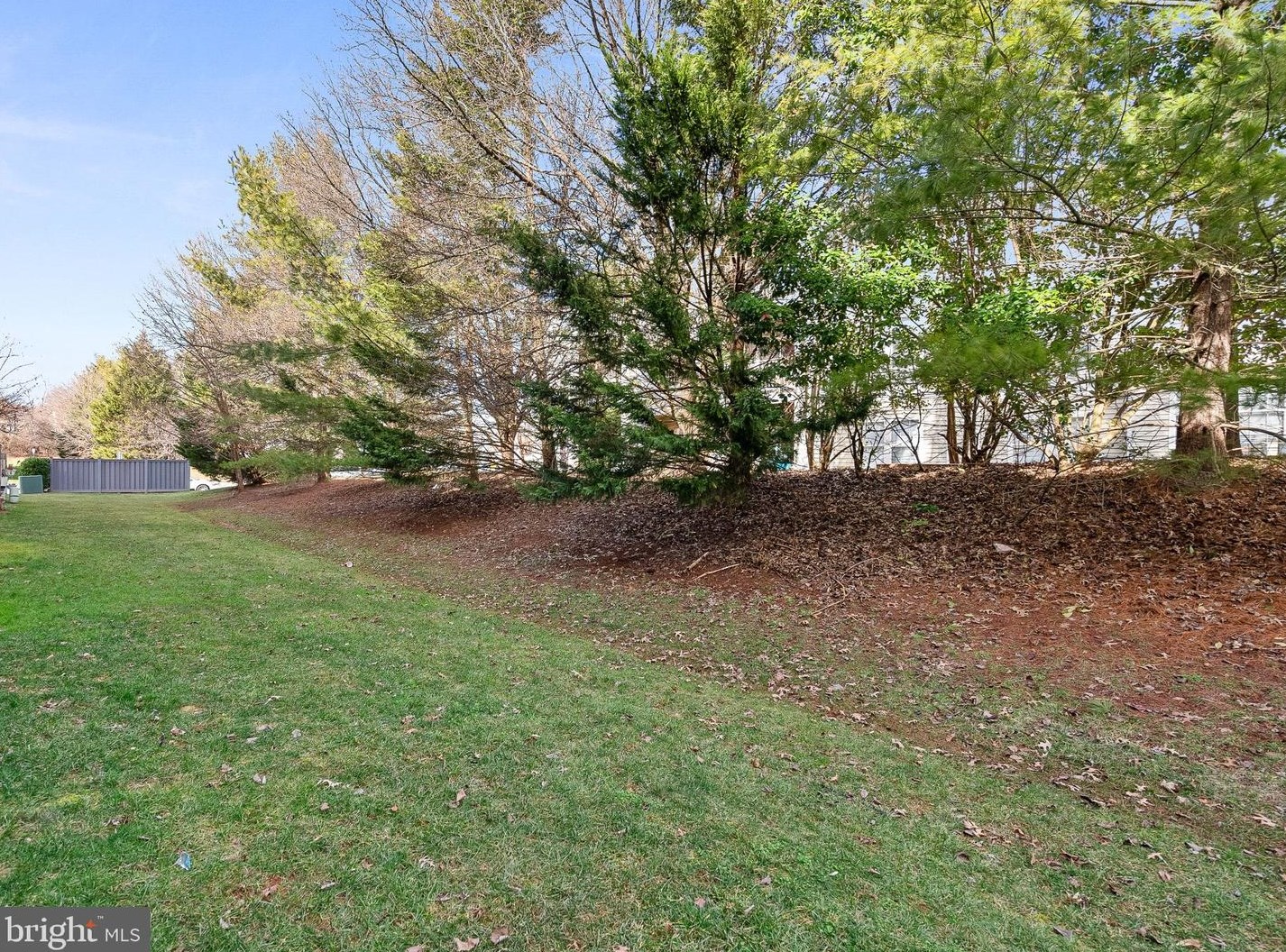 46934 Courtyard Sq, Dulles VA  20164-1863 exterior