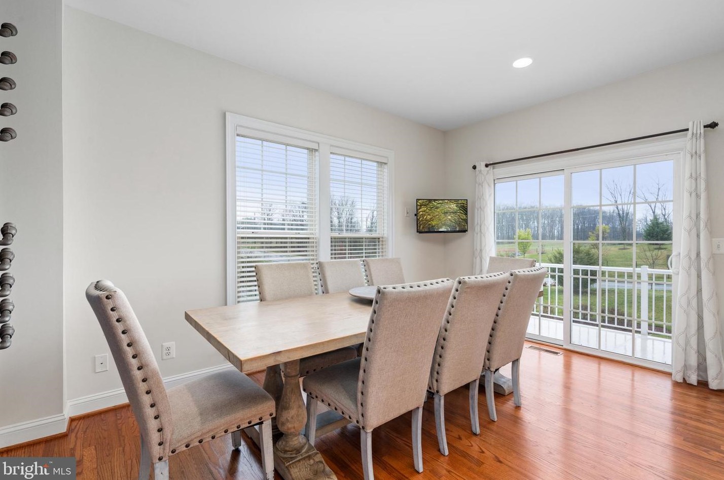 351 Pink Azalea Ter, Leesburg VA  20175-5436 exterior