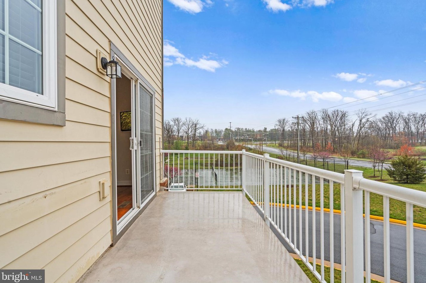 351 Pink Azalea Ter, Leesburg VA  20175-5436 exterior