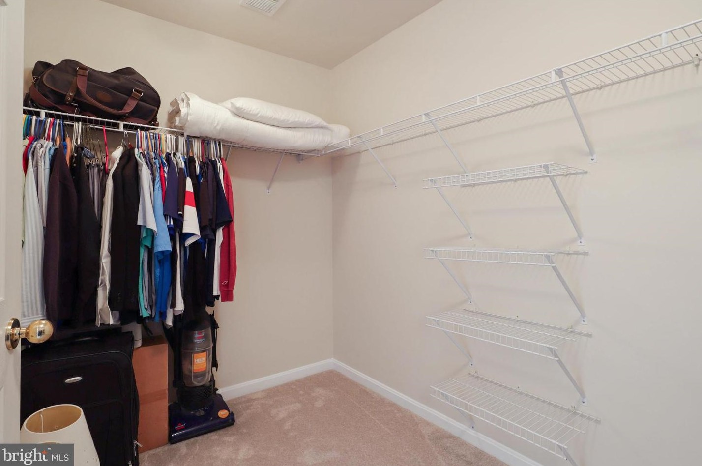 20932 Sandian Ter, Dulles VA  20165-5858 exterior