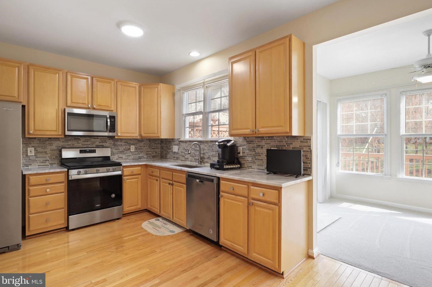 20932 Sandian Ter, Dulles VA  20165-5858 exterior