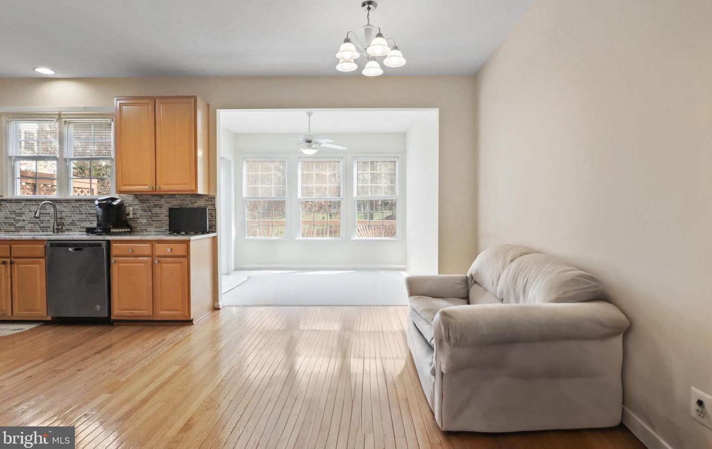 20932 Sandian Ter, Dulles VA  20165-5858 exterior