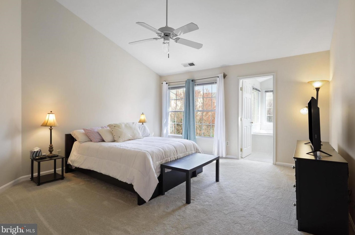 20932 Sandian Ter, Dulles VA  20165-5858 exterior