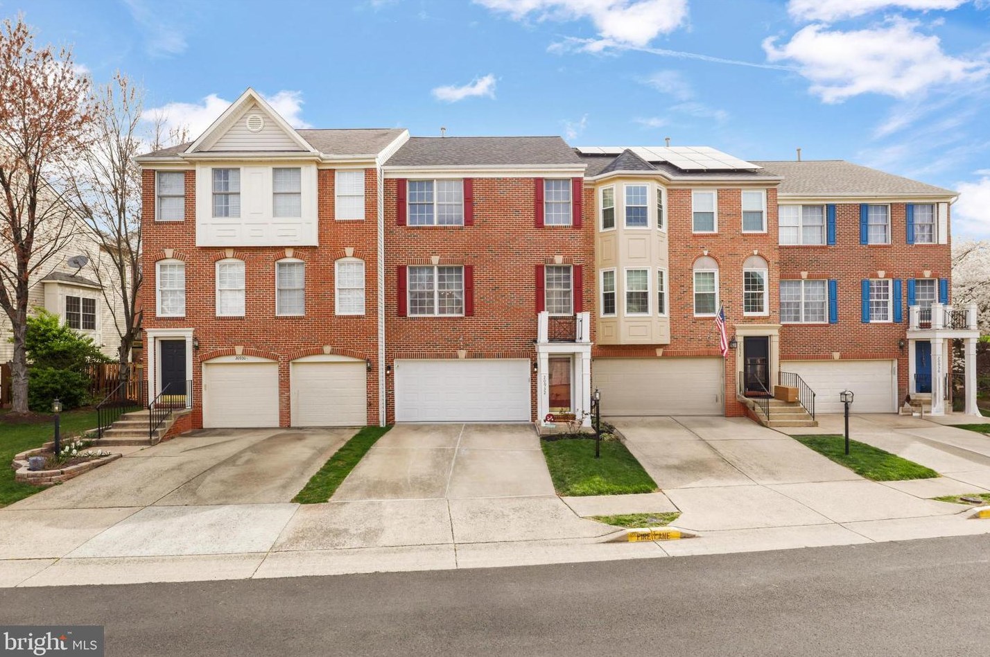 20932 Sandian Ter, Dulles VA  20165-5858 exterior