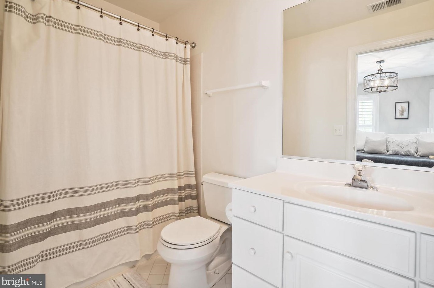 47553 Griffith Pl, Dulles VA  20165-5110 exterior