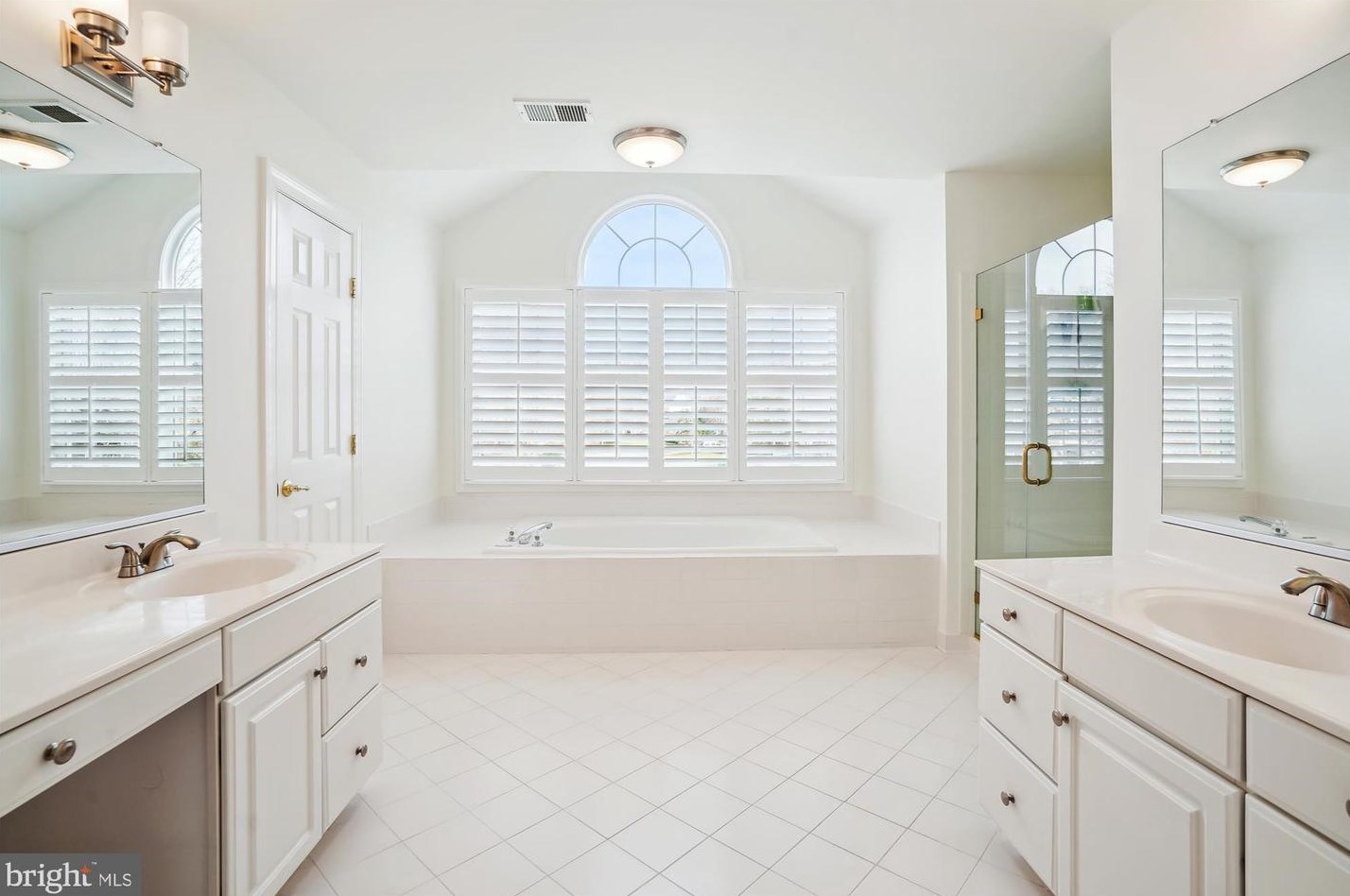 47553 Griffith Pl, Dulles VA  20165-5110 exterior