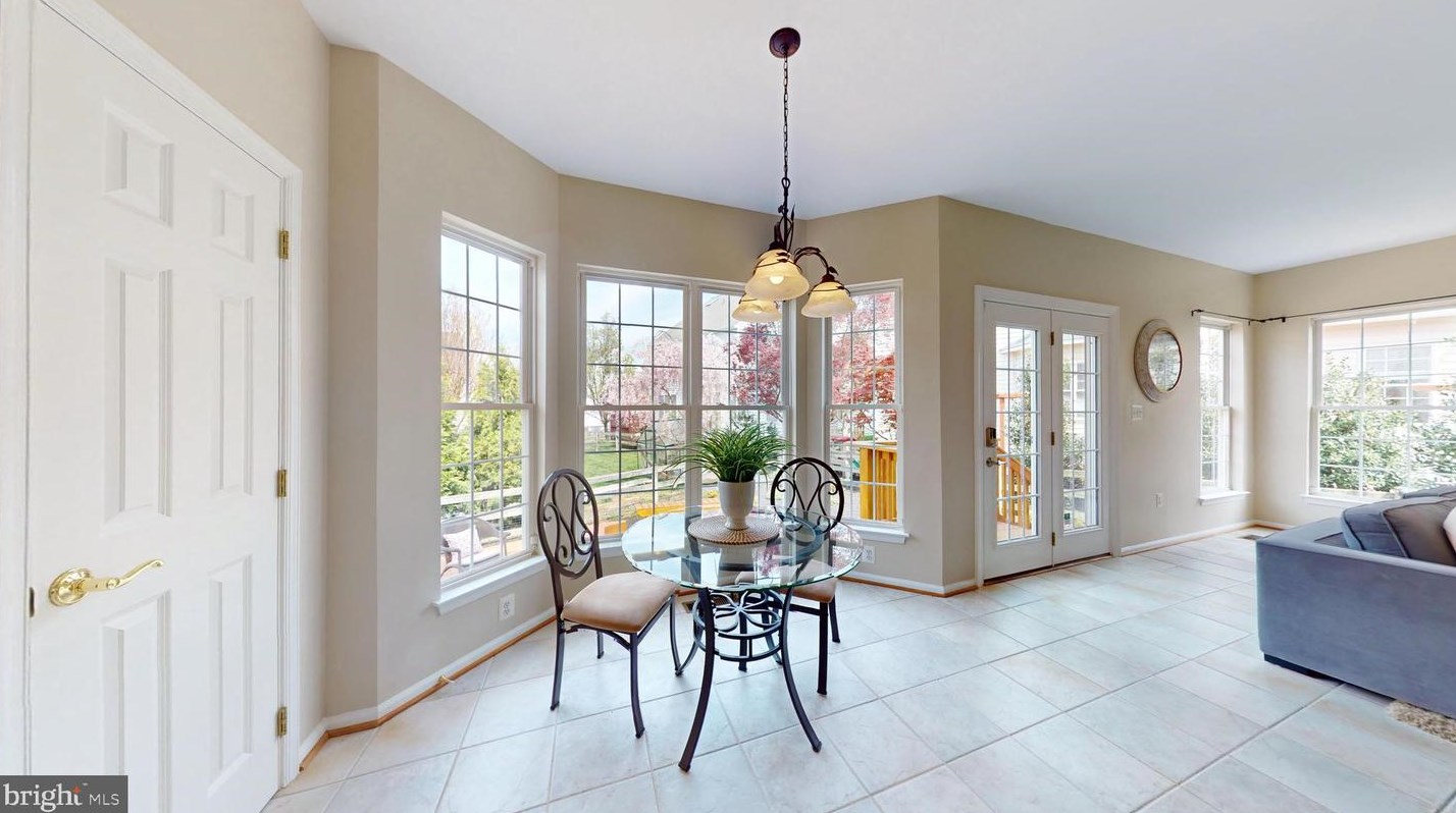 47680 Leechecker Ct, Dulles VA exterior